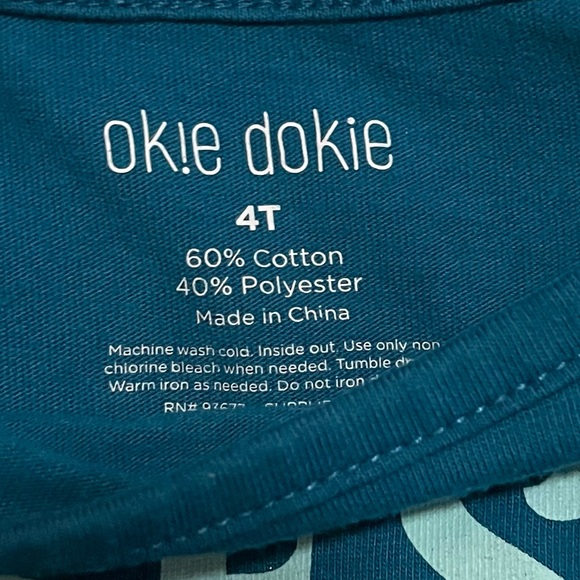 Bundle of Three Little Girls Size 4/4T Long Sleeve Graphic Tees - Picture 8 of 8